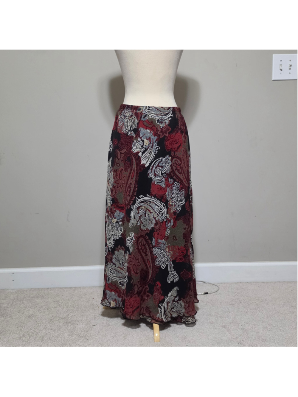 Vintage 90s Briggs New York Paisley Maxi Skirt - Size 8